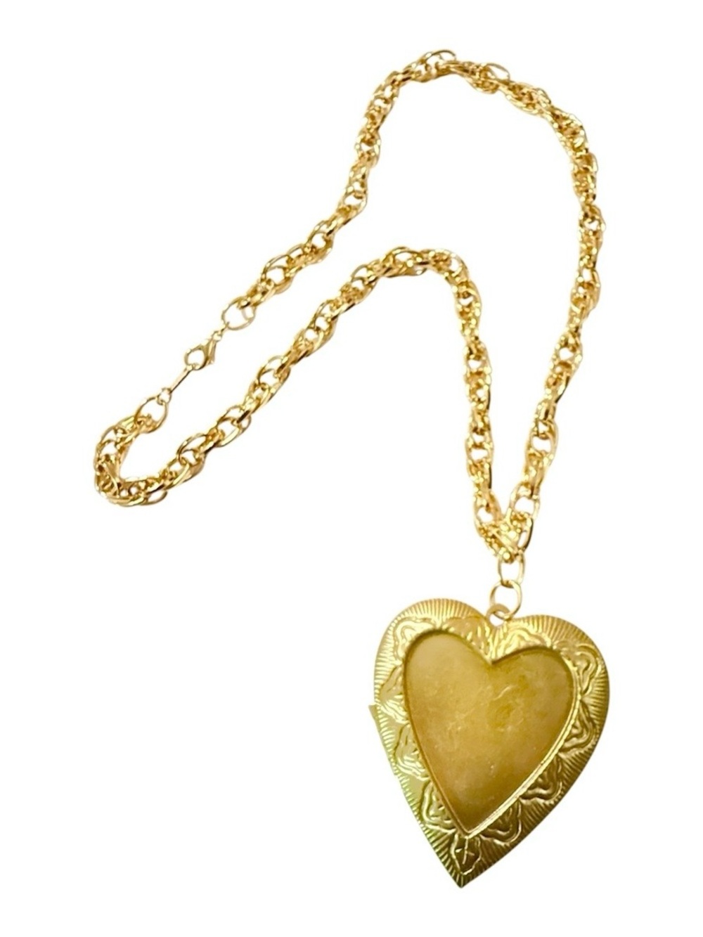 Vintage Heart Locket in Gold on a Thick Gold  Chain, Heart Pendant, 20”